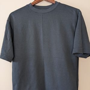 Uniqlo AIRism X Small Grey Shirt